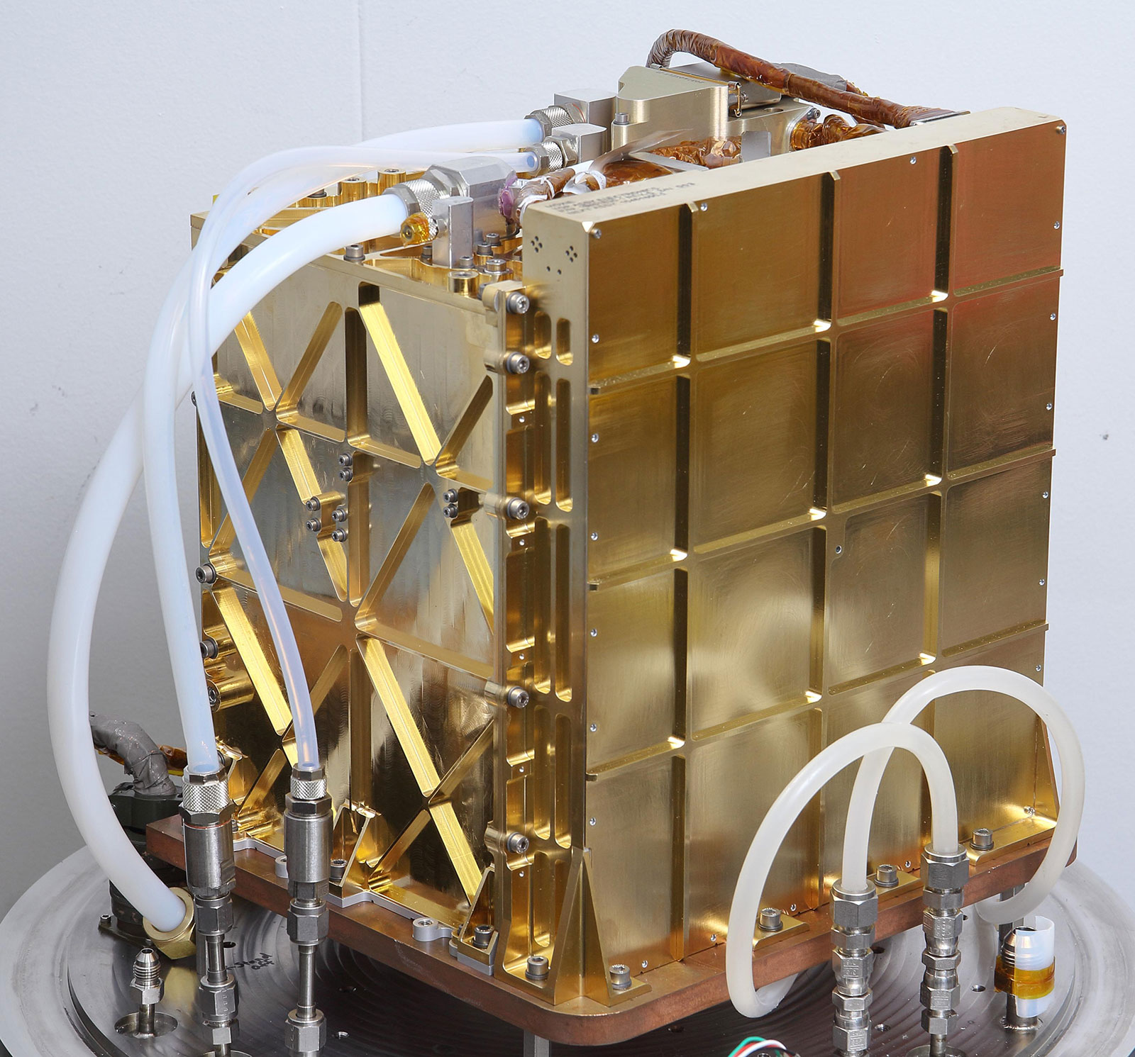 The engineering model (EM), an almost identical twin of MOXIE, is used for testing in the lab at NASA's Jet Propulsion Laboratory in Pasadena, California.