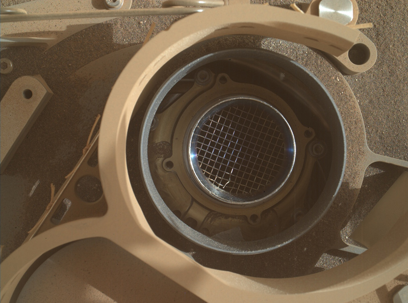 A view of Curiosity's hardware on Mars