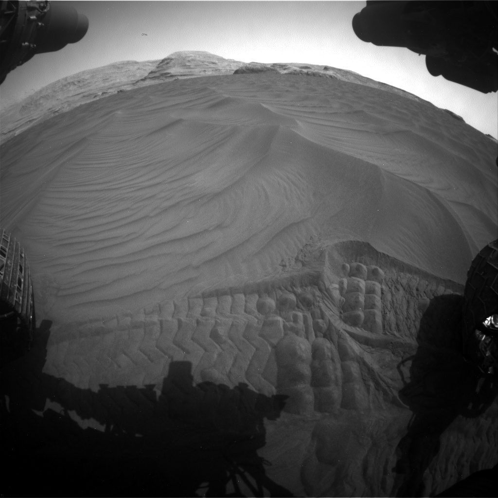 Mars terrain as seen by the Front Hazard Avoidance Camera
