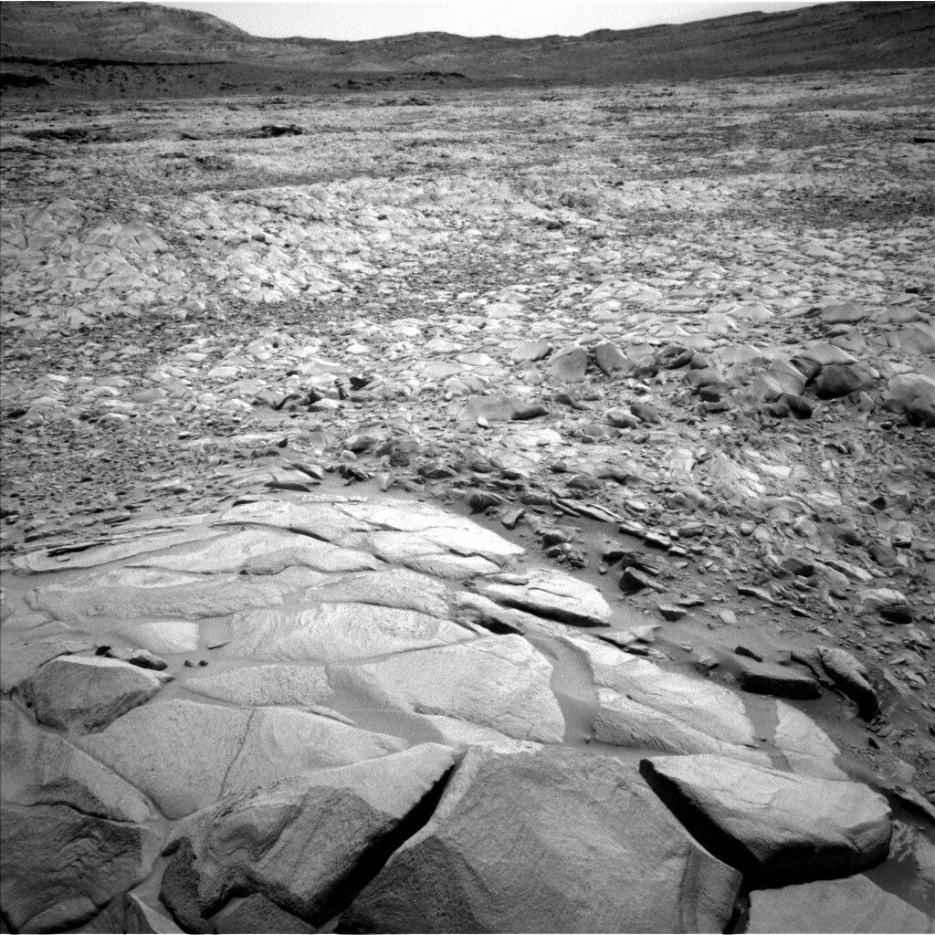 This image was taken by Left Navigation Camera onboard NASA's Mars rover Curiosity on Sol 3424.
