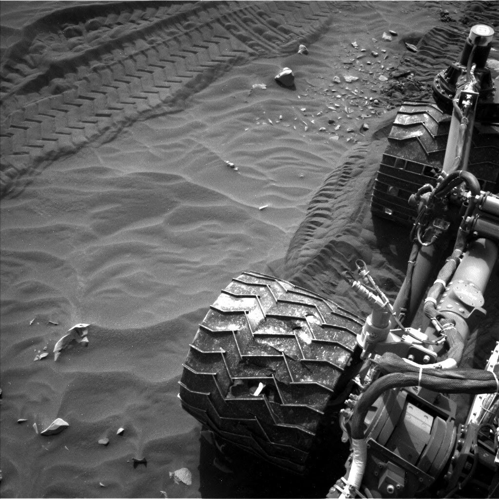 This image was taken by Left Navigation Camera onboard NASA's Mars rover Curiosity on Sol 3444.