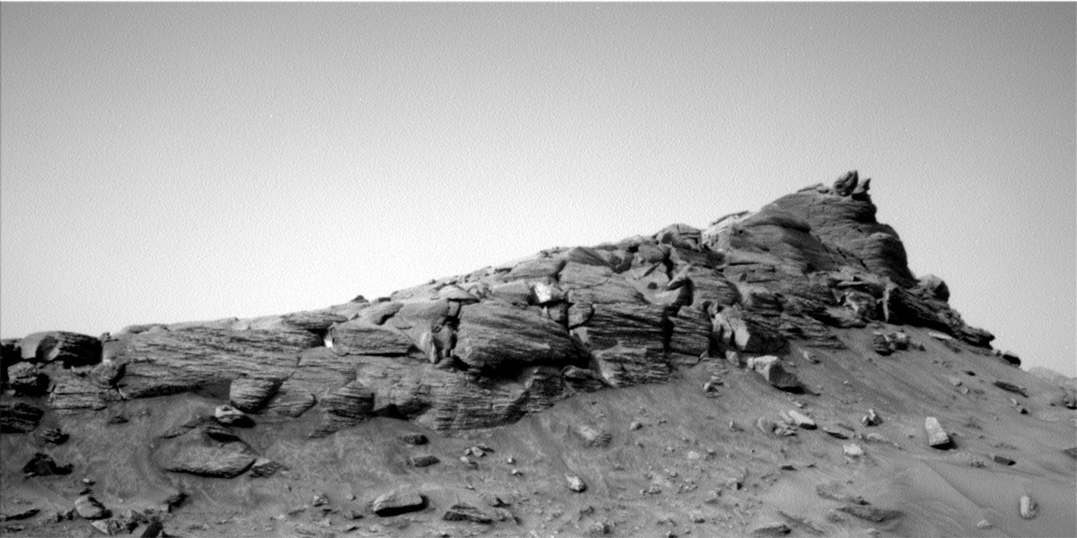 This image of Canta was taken by Curiosity's left navigation camera on sol 3665.