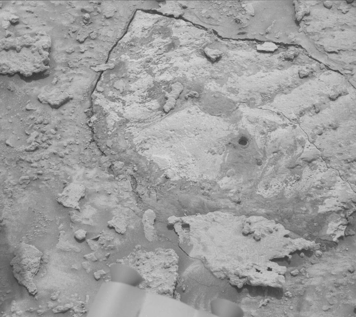 This image was taken by Mast Camera (Mastcam) onboard NASA's Mars rover Curiosity on Sol 3682.