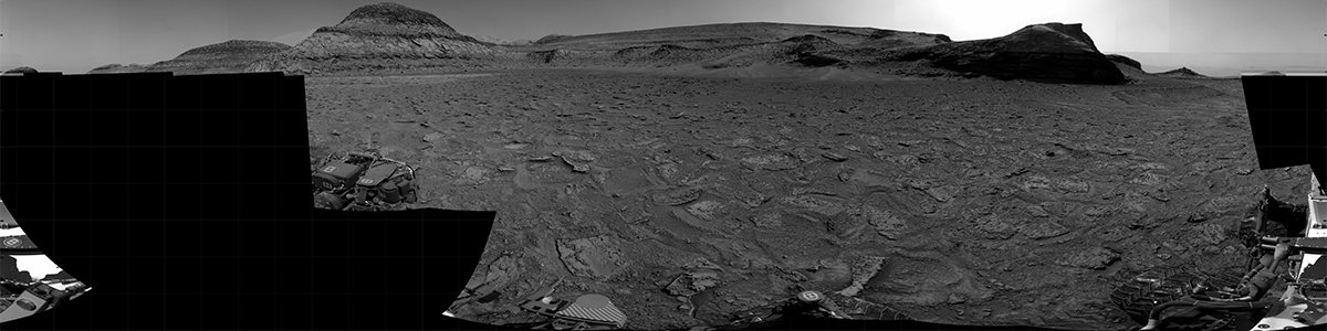 NASA's Mars rover Curiosity took 28 images in Gale Crater using its mast-mounted Right Navigation Camera (Navcam) to create this mosaic.
