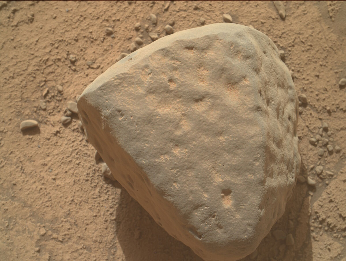 MAHLI context image of Tucupita, sol 3769, taken from an approximately 25 cm standoff.