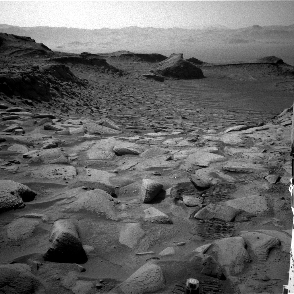 This image was taken by Left Navigation Camera onboard NASA's Mars rover Curiosity on Sol 3808.