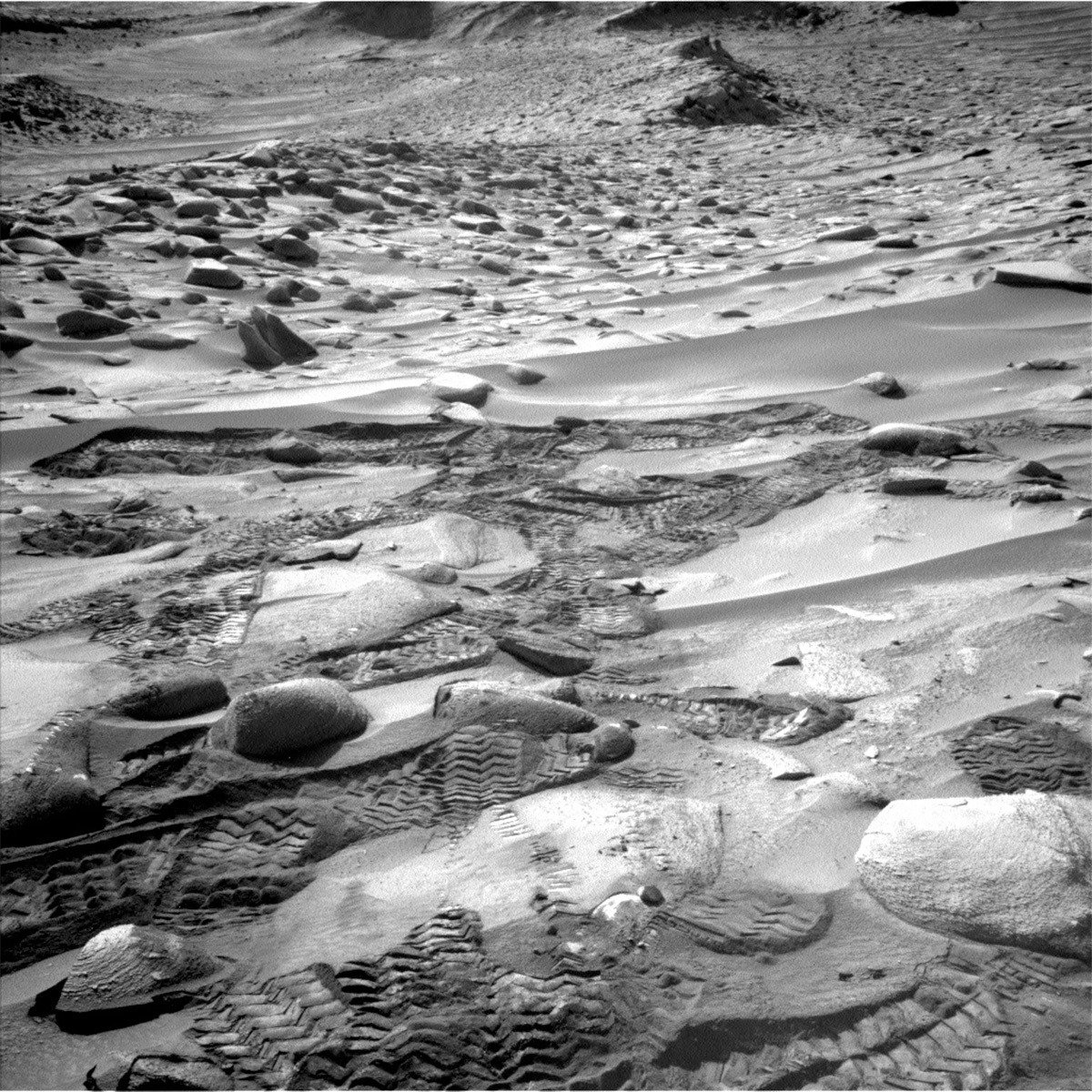 This image was taken by Left Navigation Camera onboard NASA's Mars rover Curiosity on Sol 3853.
