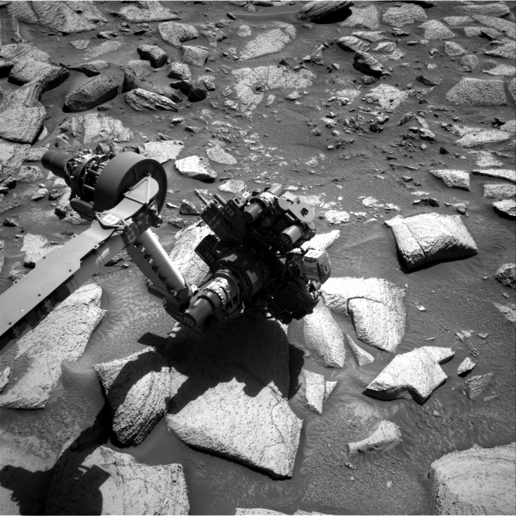 This image was taken by Right Navigation Camera onboard NASA's Mars rover Curiosity on Sol 3887.