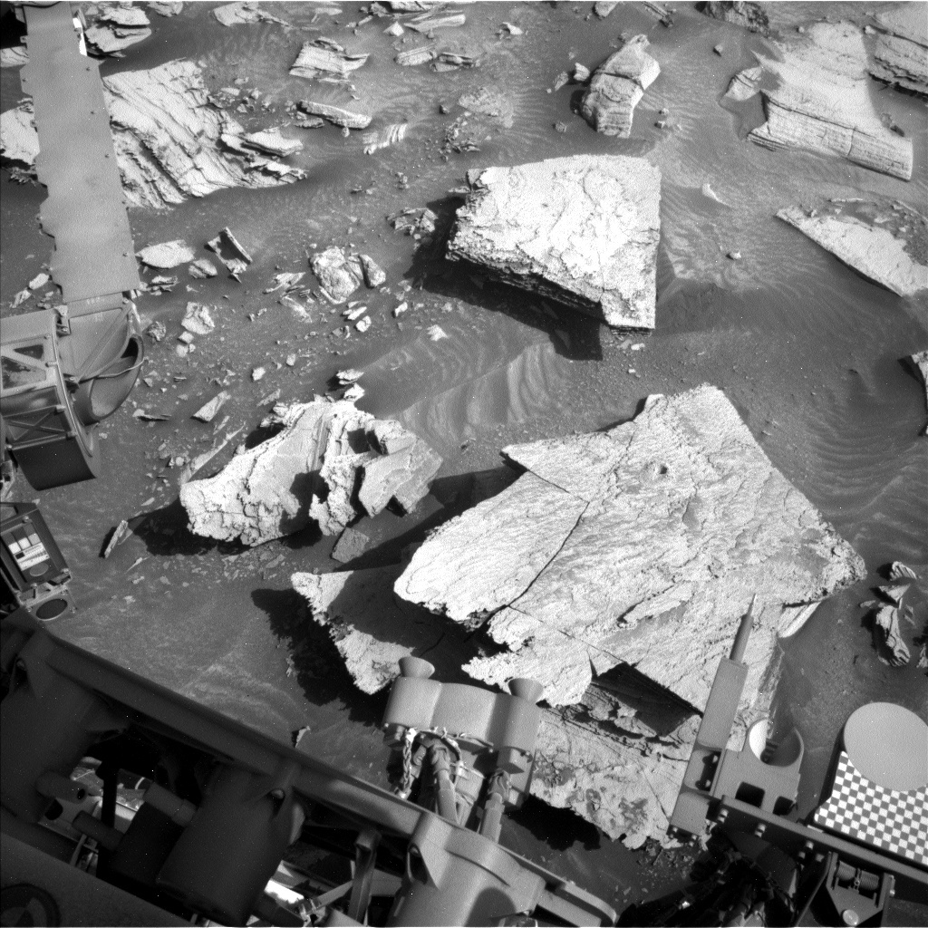 This image was taken by Left Navigation Camera onboard NASA's Mars rover Curiosity on Sol 4107.