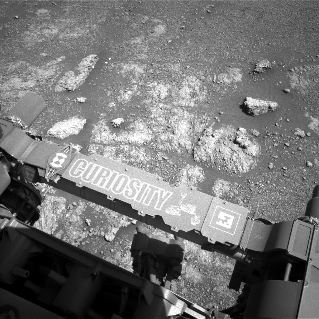 Sol 2591: Characterizing Bedrock at Central Butte