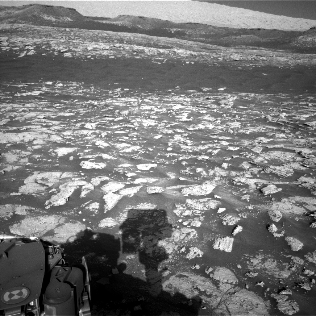 Sol 2606-2607:  If You See a Shadow, 6 More Months of Winter?