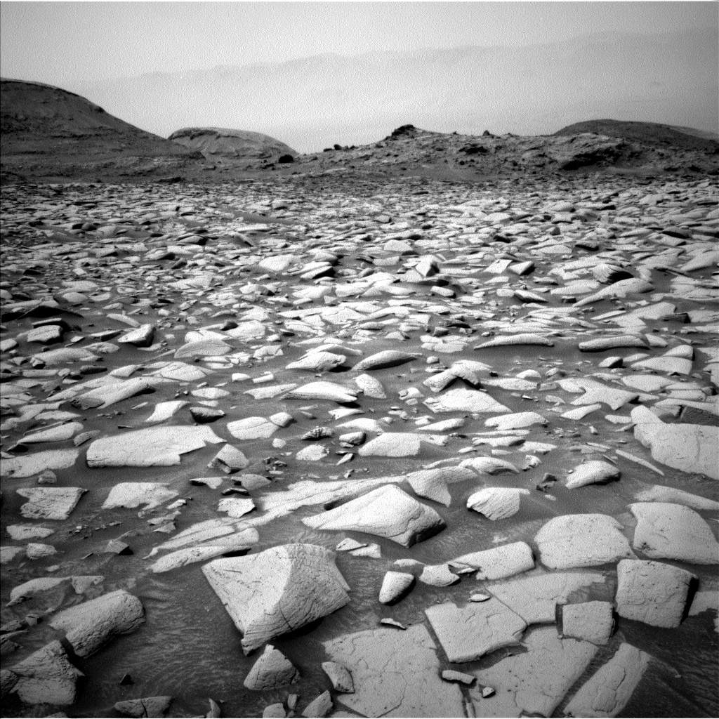 This image was taken by Left Navigation Camera onboard NASA's Mars rover Curiosity on Sol 4151 (2024-04-10 05:43:21 UTC).