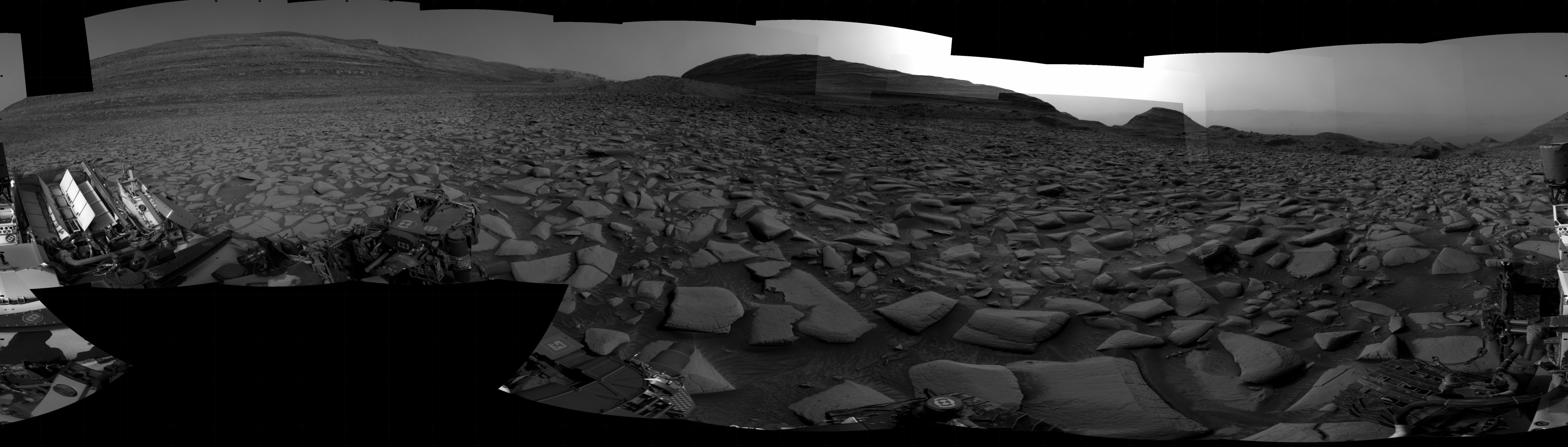 Curiosity took the images on April 07, 2024, Sol 4148 of the Mars Science Laboratory mission at drive 1990, site number 106. The local mean solar time for the image exposures was 3 PM.