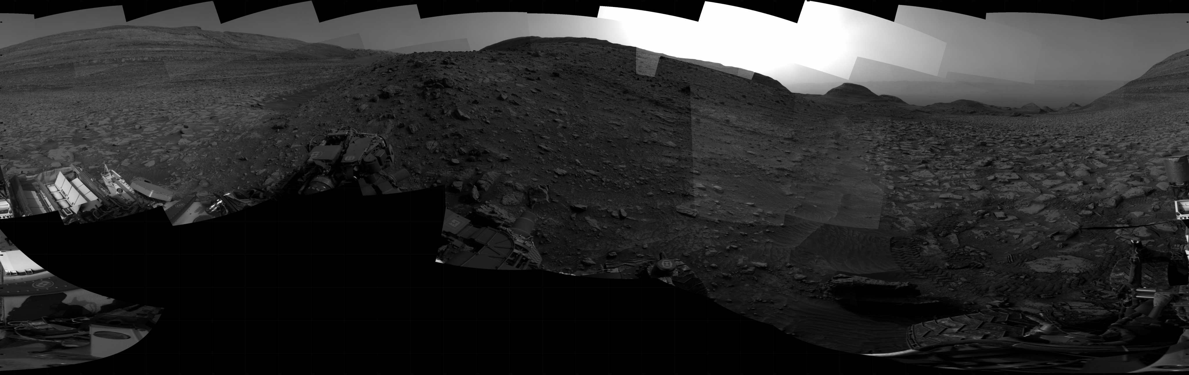 Curiosity took the images on April 29, 2024, Sol 4169 of the Mars Science Laboratory mission at drive 0, site number 107. The local mean solar time for the image exposures was from 3 PM to 4 PM.