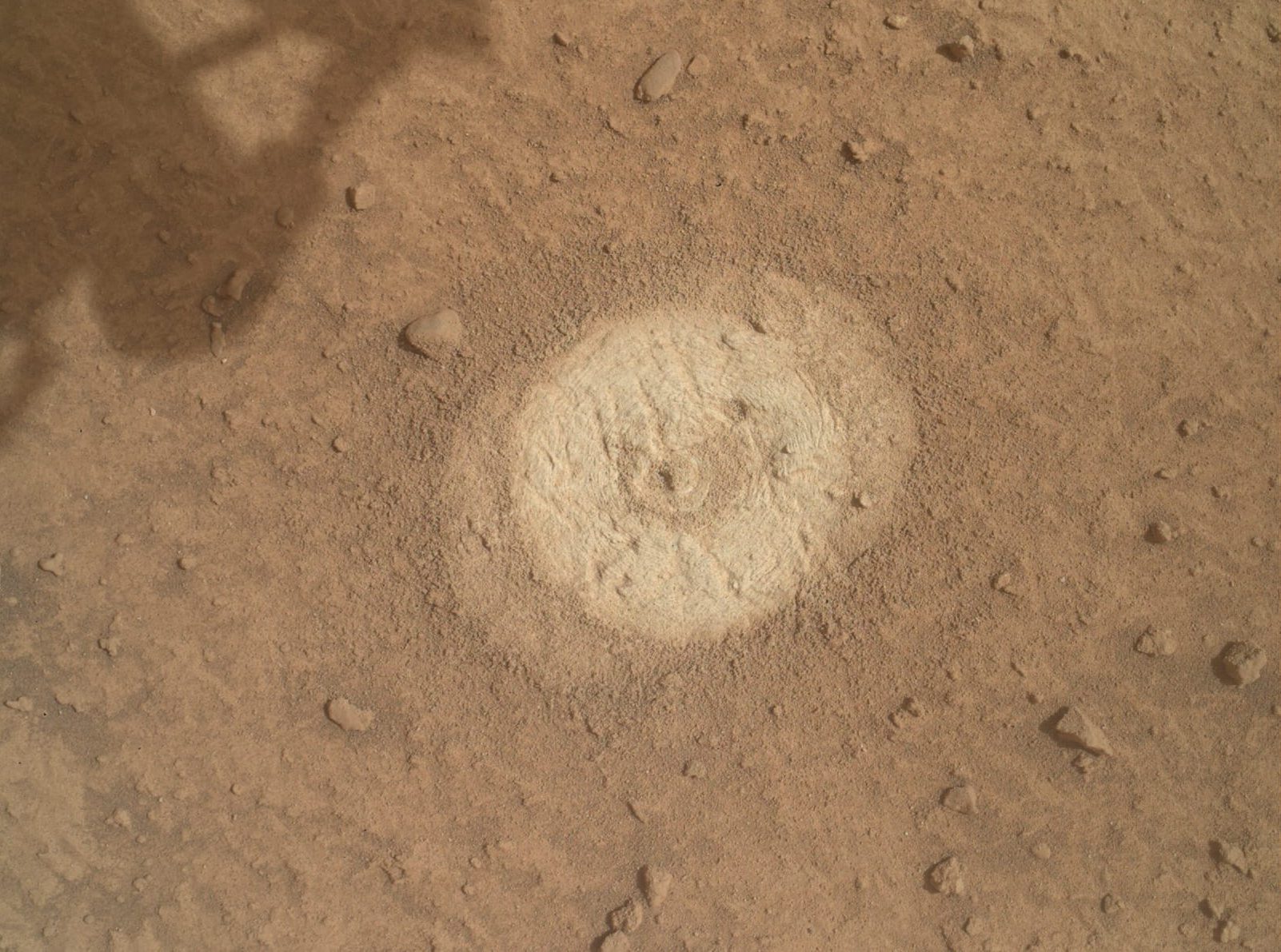 MAHLI image of "Mammoth Lakes," which we had hoped would become our 41st drill hole after today's plan.