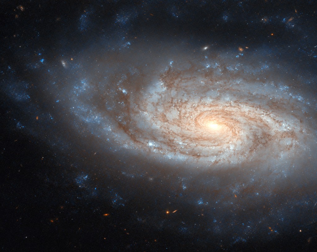 Hubble Images the Spiral Galaxy NGC 3430