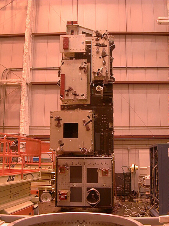 Building the Aura Spacecraft [2004]