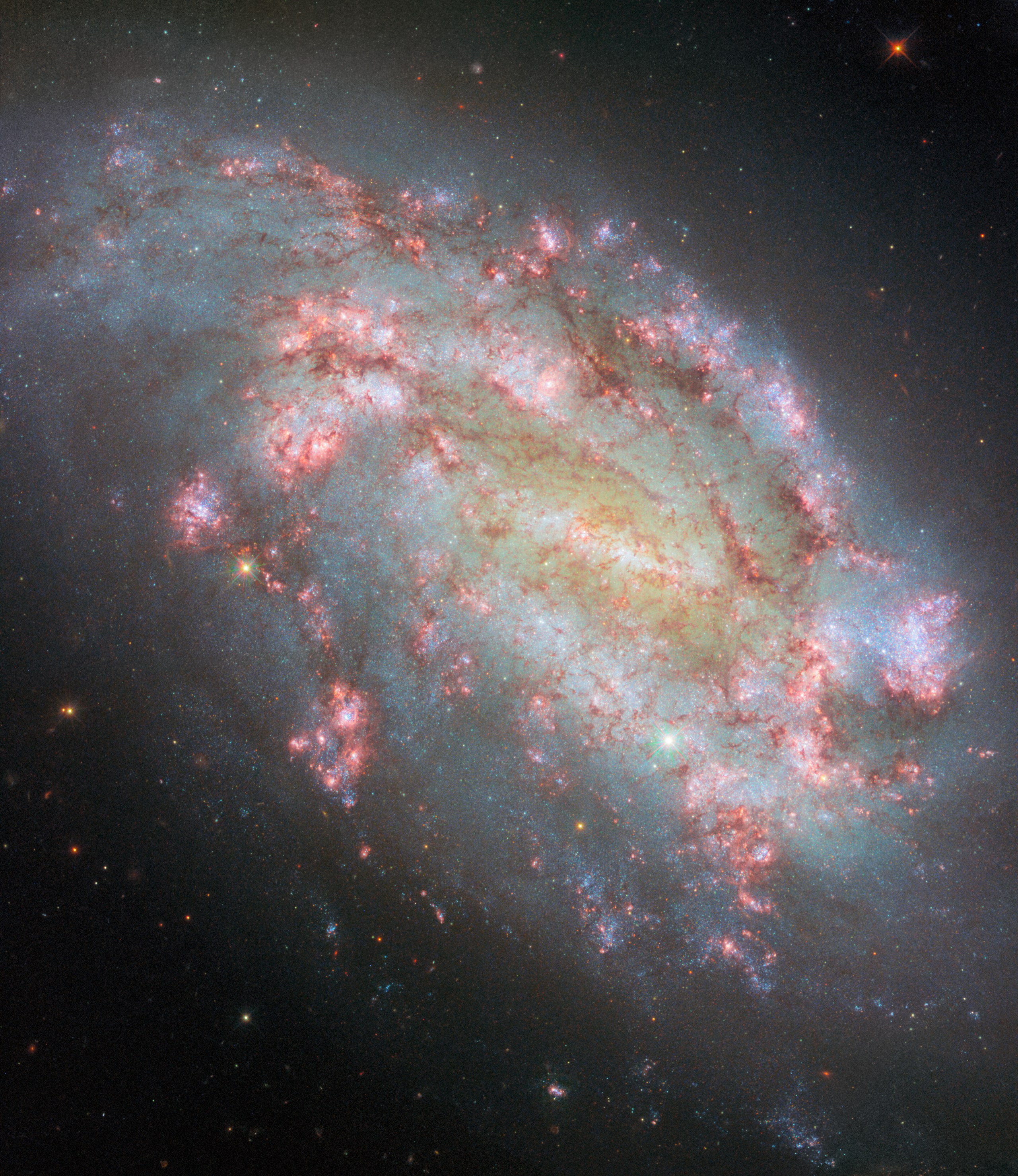 Hubble Lights the Way with New Multiwavelength Galaxy View - NASA Science